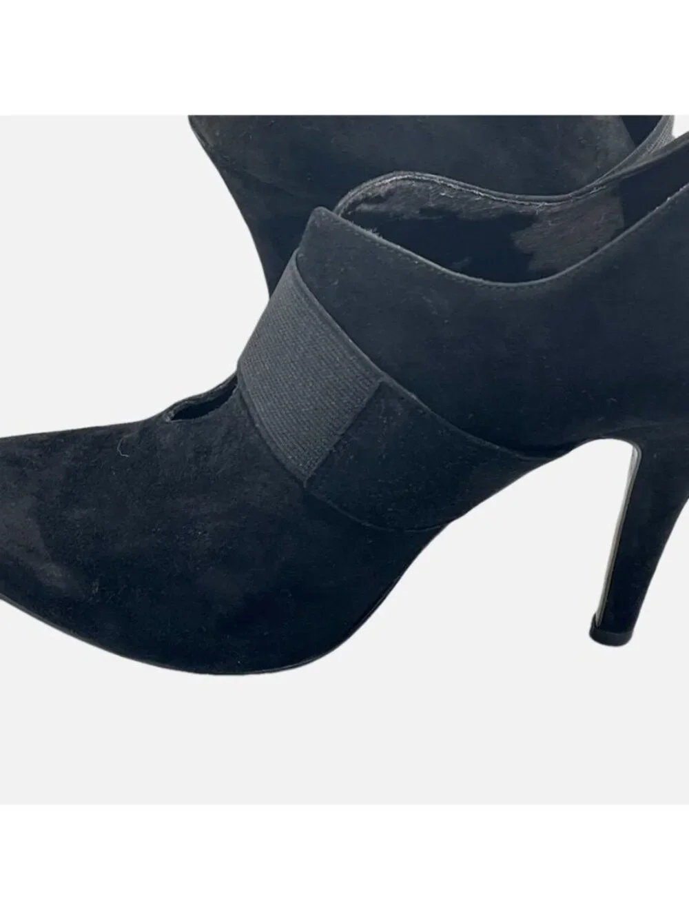 JESSICA SIMPSON Black Suede Heeled Booties With Large Buckle Accent